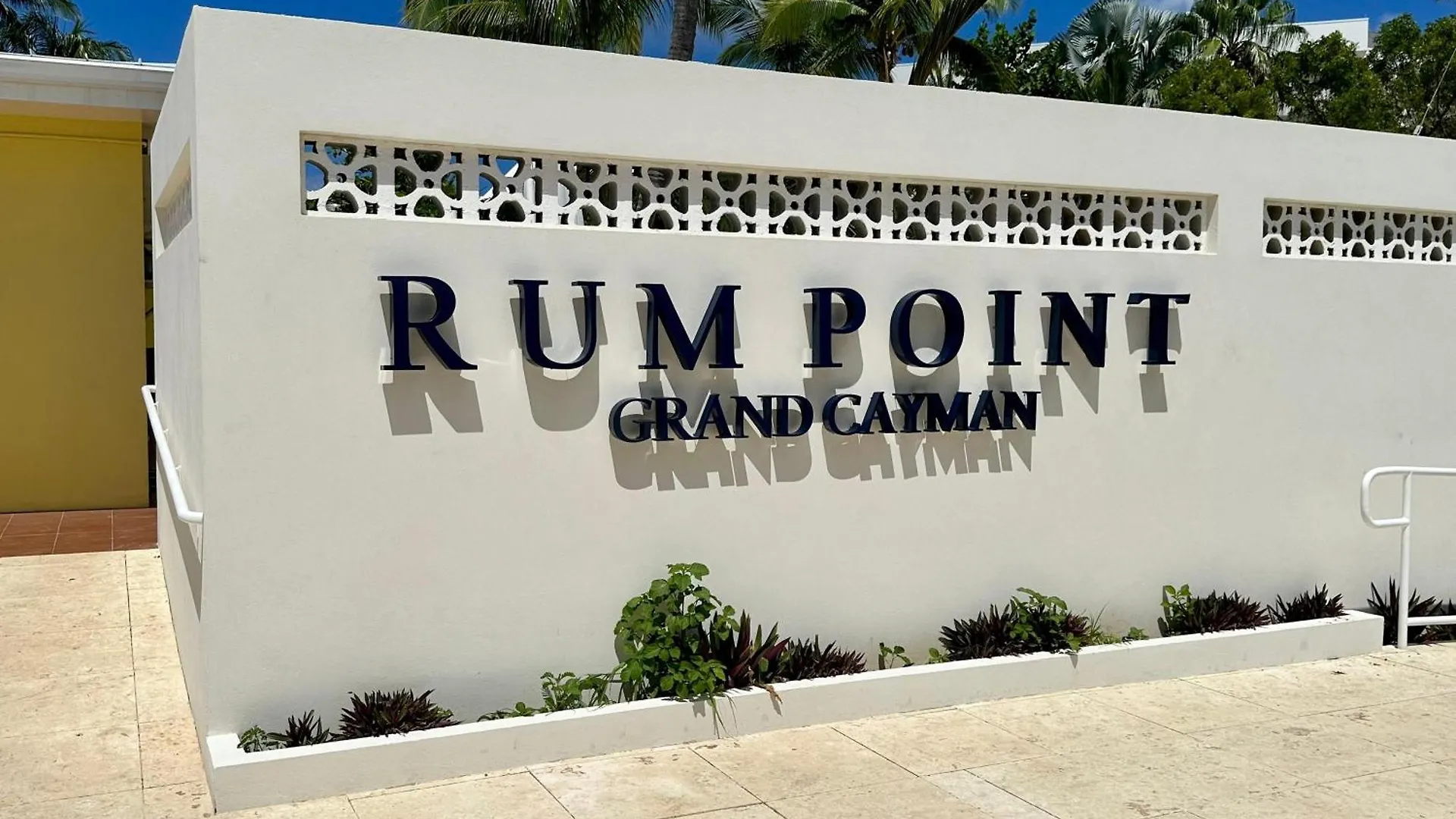 Island House #16 At Rum Point Driftwood Village 0*,  Cayman Islands