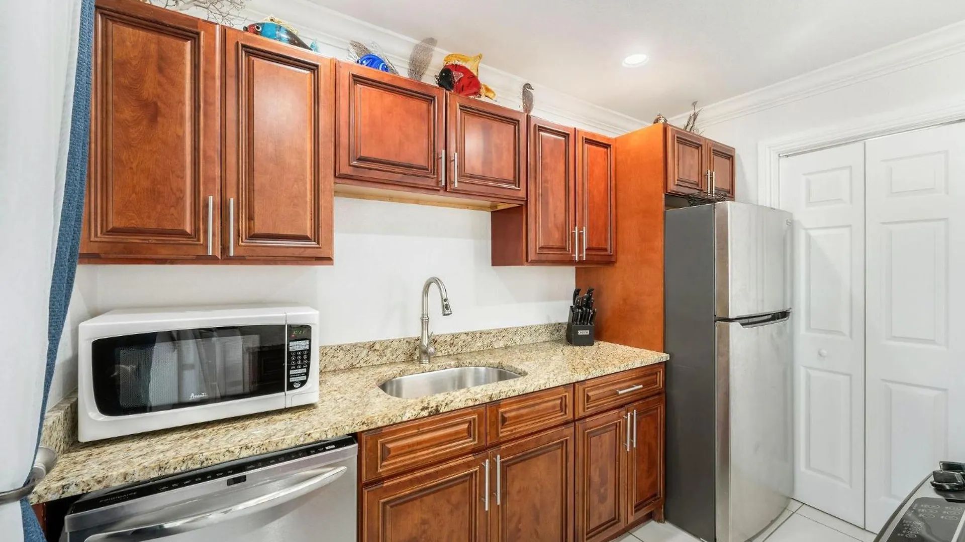 Island House #16 At Rum Point Driftwood Village Cayman Islands