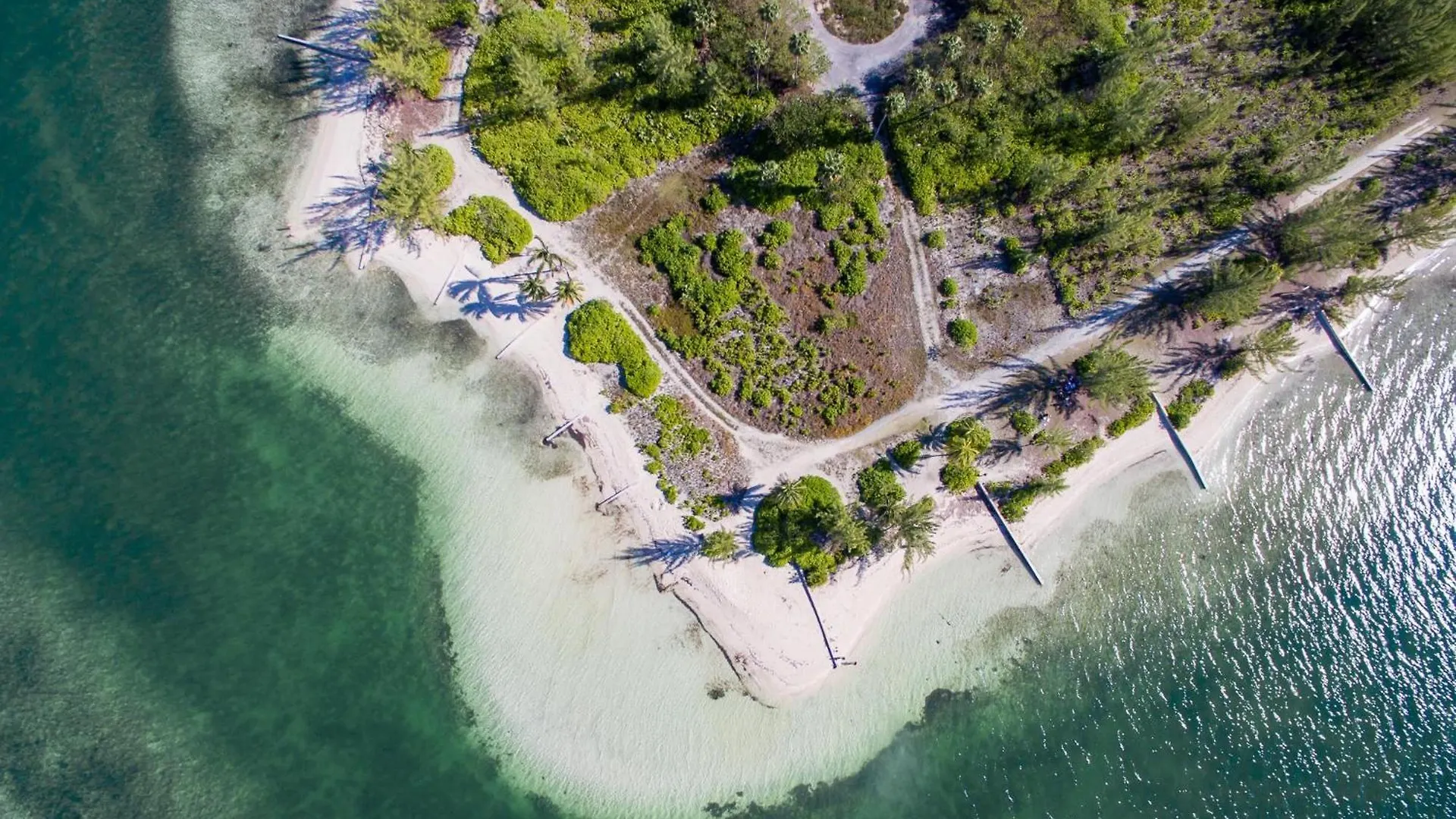 Island House #16 At Rum Point Driftwood Village Holiday home