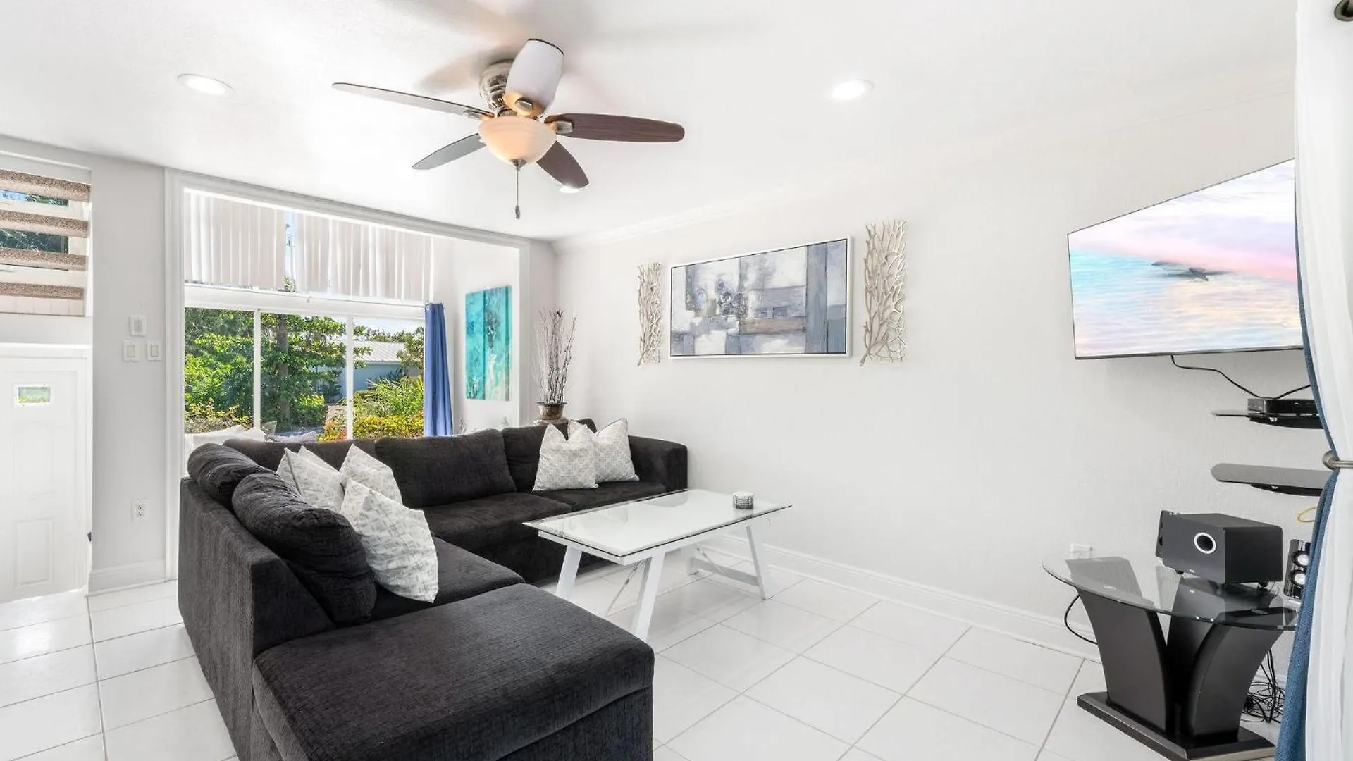 Island House #16 At Rum Point Driftwood Village Cayman Islands